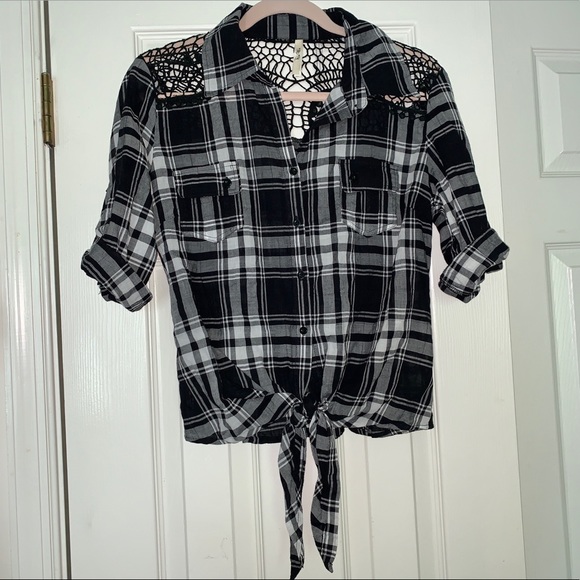 Detailed Knit Button-Down Flannel - Picture 1 of 3